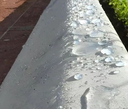 莱城硅烷浸渍涂料在混凝土保护中的应用